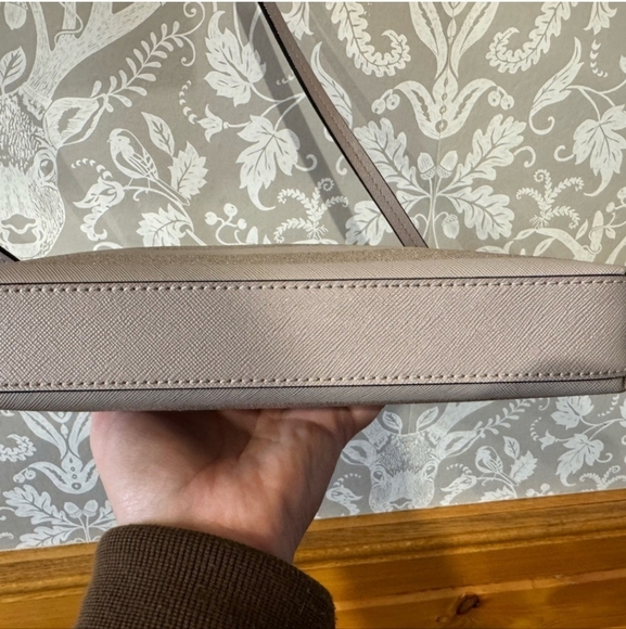 Kate Spade Haven Lane Ramey Lilac Glitter Crossbody $149 Retail EUC - Picture 5 of 14